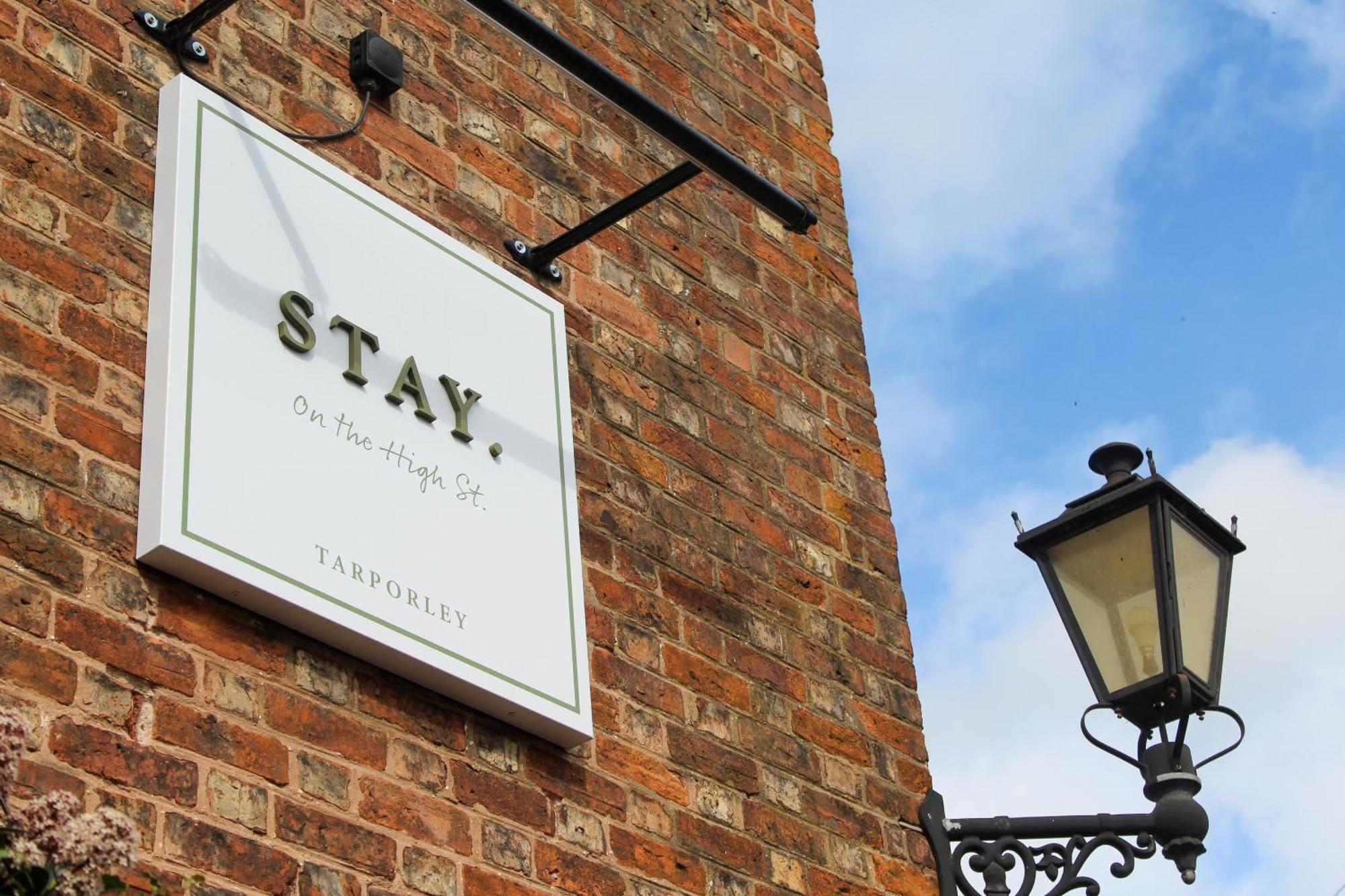 Stay On The High Street Tarporley Exterior photo